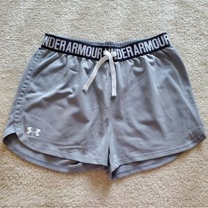 Youth Under Armour Shorts Size Large